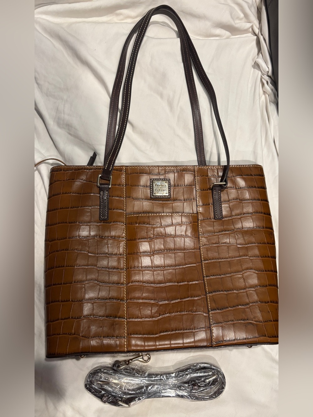 VINTAGE DOONEY & BOURKE BROWN LEATHER CROCODILE LOOK HANDBAG